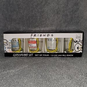 FRIENDS Set Of 4 Shot Glasses New In Box